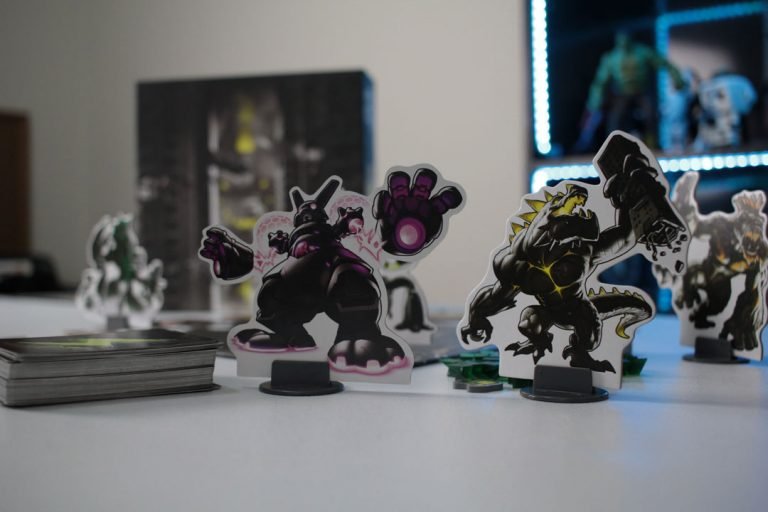 King of Tokyo: Coleção Dark Edition – Seja um dos reis kaijus