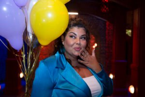 Prime Video anuncia Fabiana Karla como apresentadora de LOL: Se Rir, Já Era!