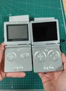 Review Anbernic RG35XXSP: Muito mais que um clone do gameboy